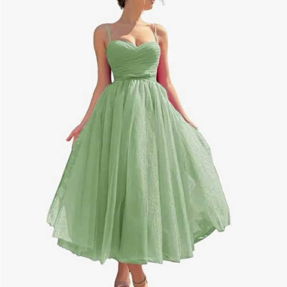 Chic Green Midi Dress